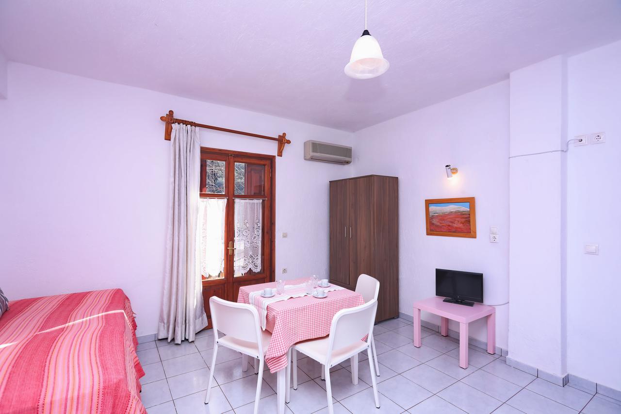 Nautilus Βραχυχρονια Μισθωση Apartment สโกเปลอสทาวน์ ภายนอก รูปภาพ
